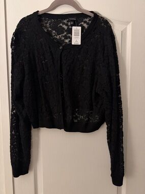 Torrid Black Sheer Floral Lace Button Front Cropped Cardigan Size 2X NWT